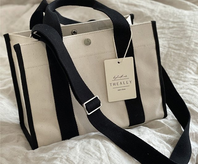 [THE ALLY ザ アリ] 韓国人気★正規品★LUNA BAG★ルナ バッグ THE ALLY ザ アリ] 韓国人気☆正規品☆LUNA BAG☆ルナ バッグ