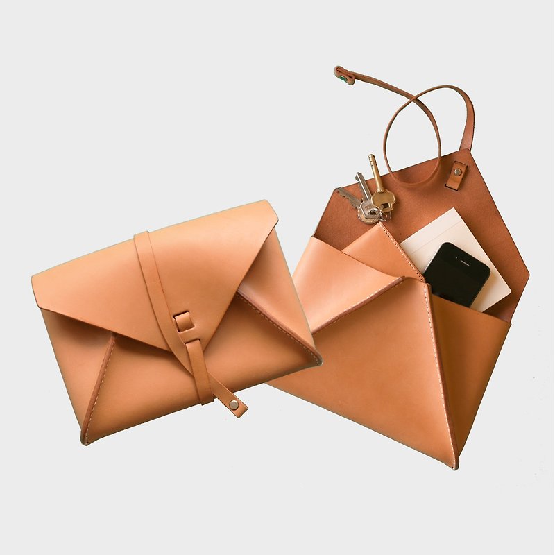Envelopes | Customized Leather | Customized Typing | Genuine Leather | Vegetable Tanned Cowhide - กระเป๋าคลัทช์ - หนังแท้ 