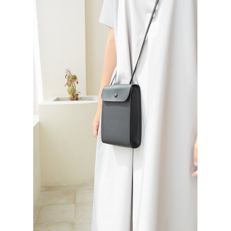 【From Seoul】 Pocket bag 5colors (vegetable leather cross bag) - Handbags & Totes - Genuine Leather 