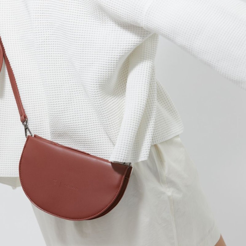 RUST BRAND / SADDLE - MAROON - 其他 - 人造皮革 紅色