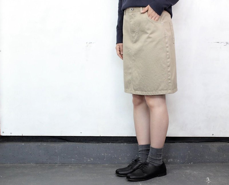 Chino Weapon Skirt / BE - กระโปรง - ผ้าฝ้าย/ผ้าลินิน สีกากี