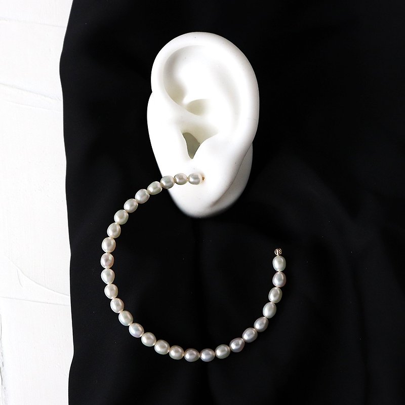 Basic pearl hoops