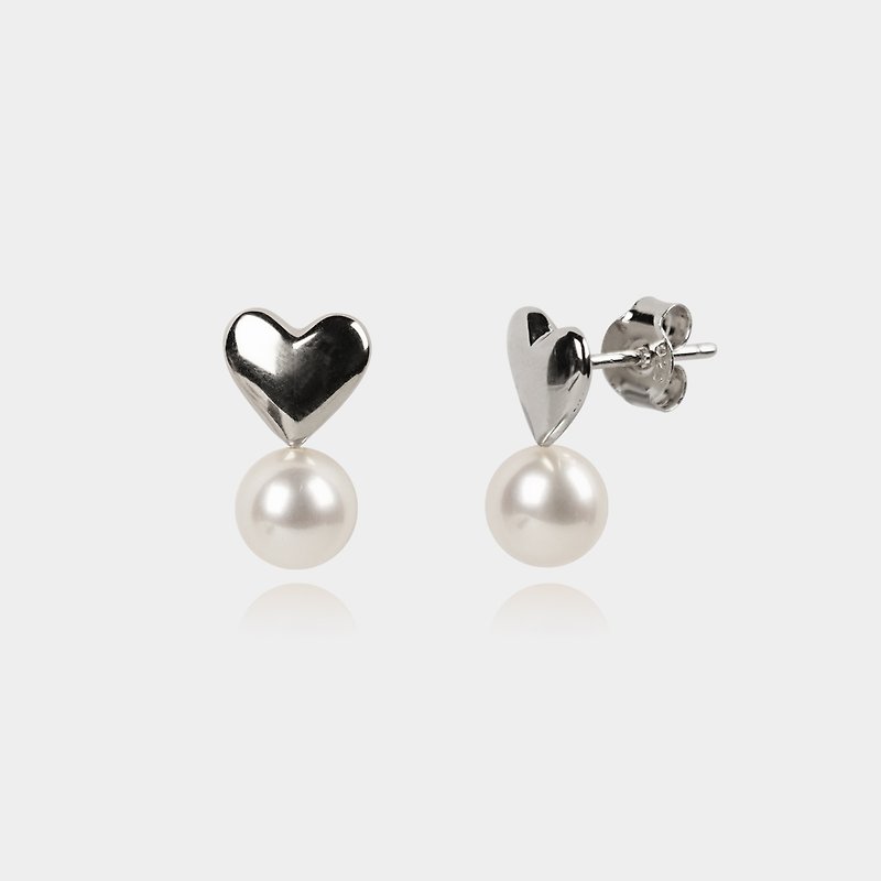 LOVE HEART珍珠耳環 - 耳環/耳夾 - 純銀 銀色