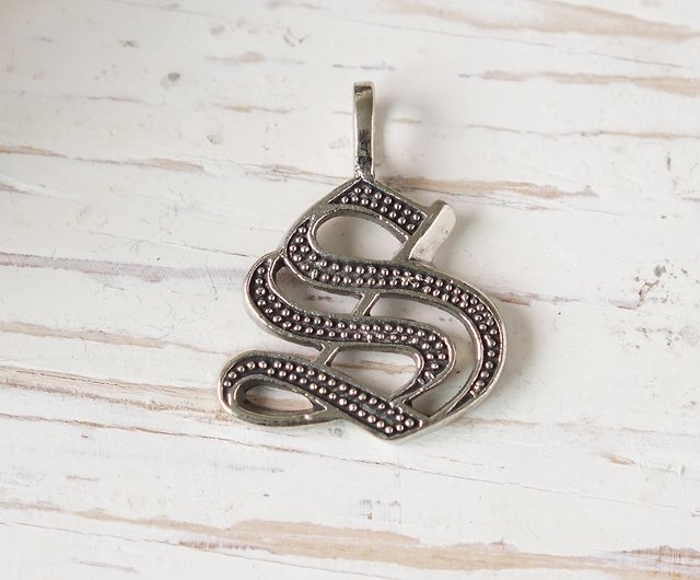 Letters S pendant necklace for unisex made of sterling silver 925