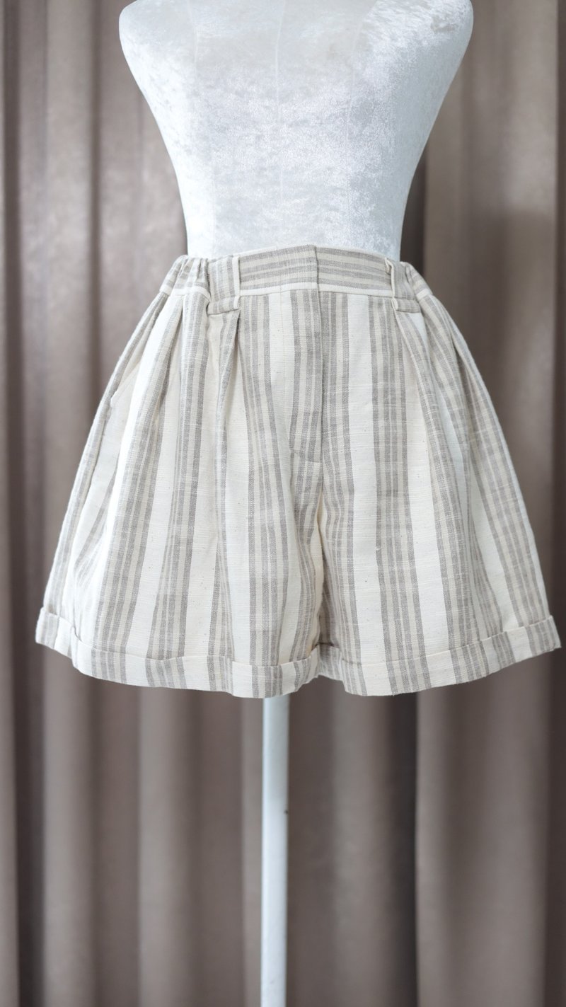 Loom & Leaf - Artisanal Short Pant - 女短褲/五分褲 - 棉．麻 灰色