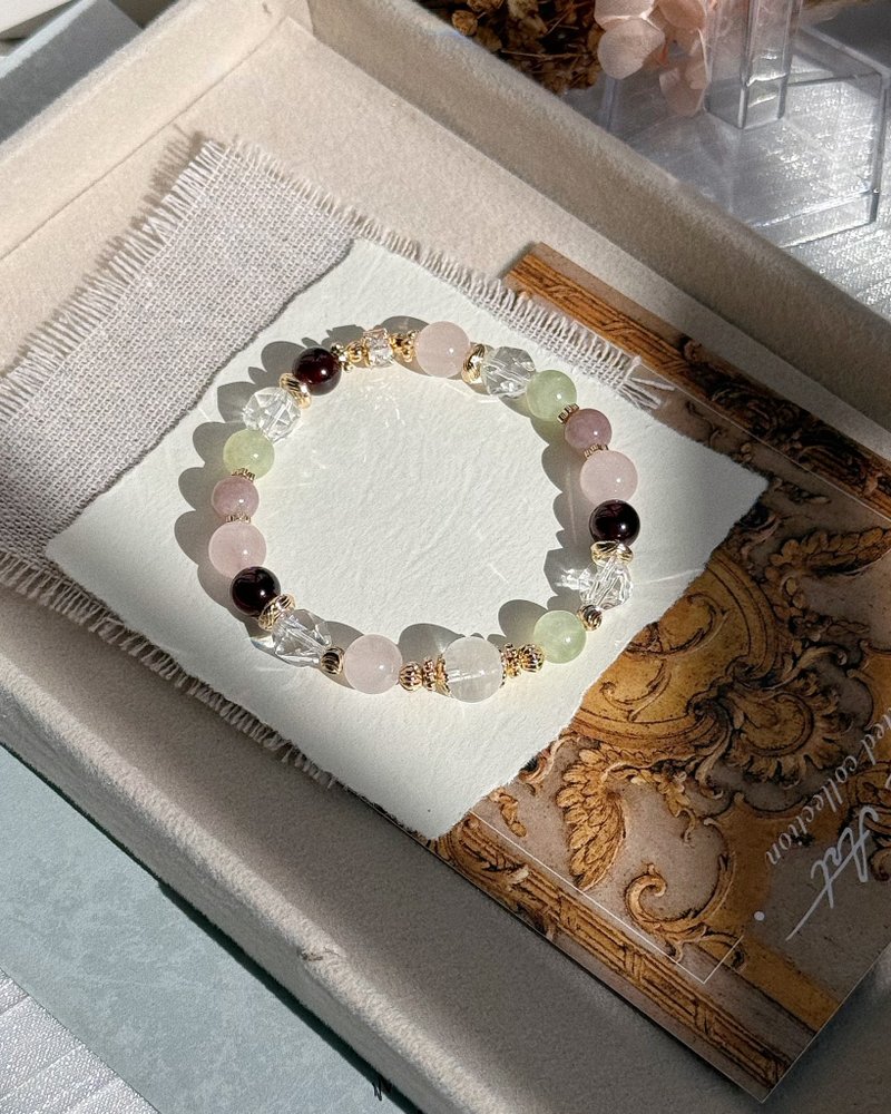 莓果奶凍 | 石榴石+葡萄石+粉晶+紫馬粉+白幽靈 | 財運貴人運提升 - 手鍊/手環 - 水晶 白色