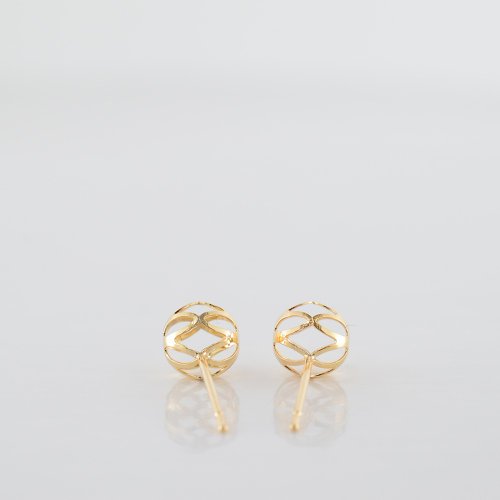 K18ゴールドデザインスタッドピアス - ショップ JEWELRY and