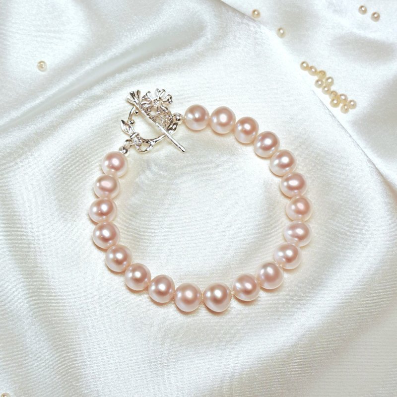 Flowers bloom. Pink pearl bracelet sterling silver bracelet - สร้อยข้อมือ - ไข่มุก สึชมพู