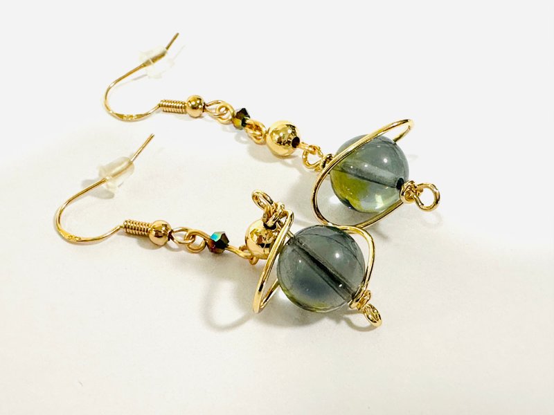 樹脂行星耳環 - 耳環/耳夾/耳骨夾 - 樹脂 灰色