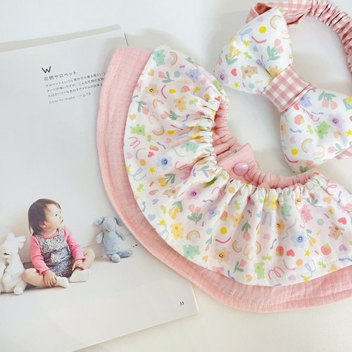 Lianne baby 梨安手工嬰兒禮物 彌月禮 新生兒見面禮 周歲禮 現貨 水果軟糖 彌月禮盒兩件組荷葉圍兜+髮帶 滿月禮 嬰兒禮物