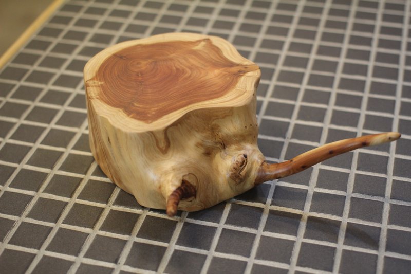 【送禮好物】龍柏 造型底座 奇木雕刻 三峽日月坊出品 - 擺飾/家飾品 - 木頭 