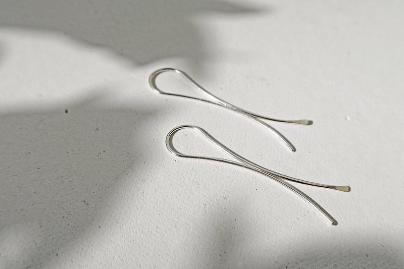 925純銀 小魚粼粼 輕耳飾 耳環 (一對) - 耳環/耳夾 - 純銀 白色