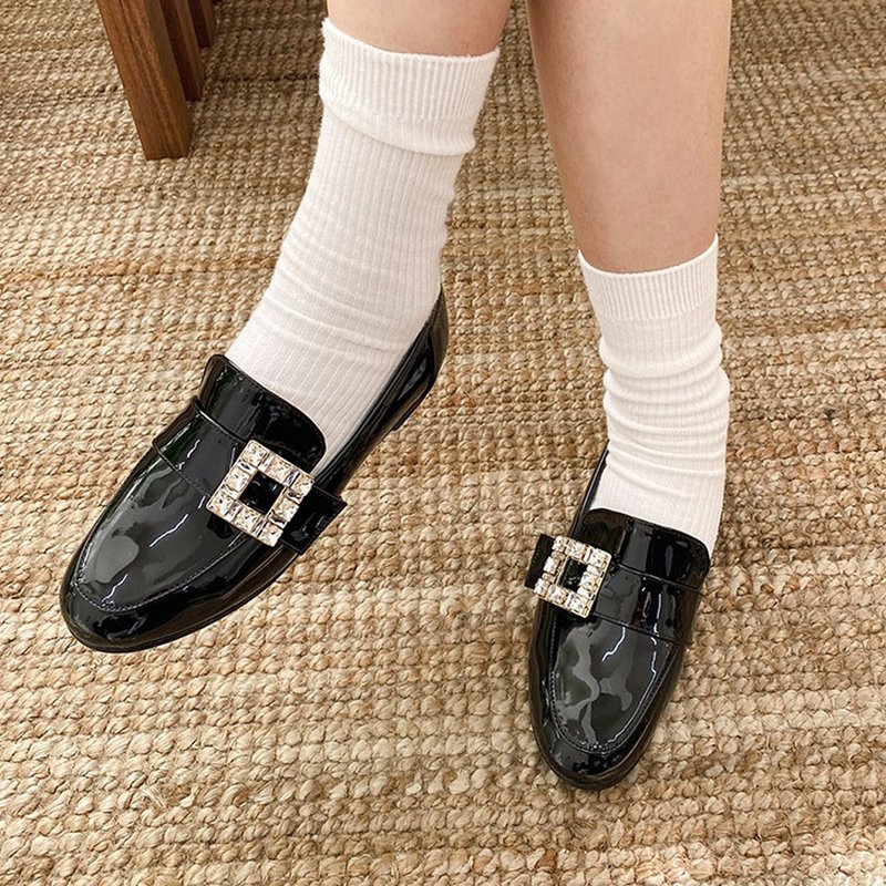 PRE-ORDER 韓國人手製 MACMOC Vie crystal decoration Loafers Black - Women's Leather Shoes - Other Materials 