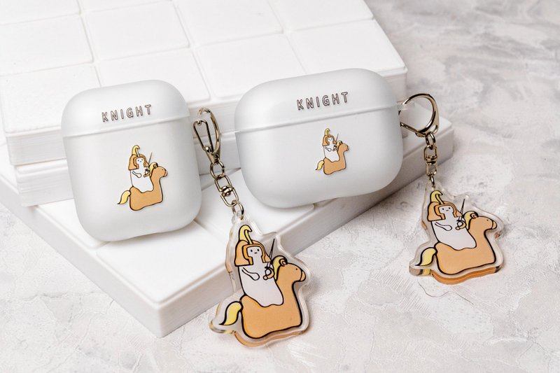 【The Chess Family】Airpods case - Knight | with Exclusive Keychain & Cotton Pouch - ที่เก็บหูฟัง - พลาสติก 