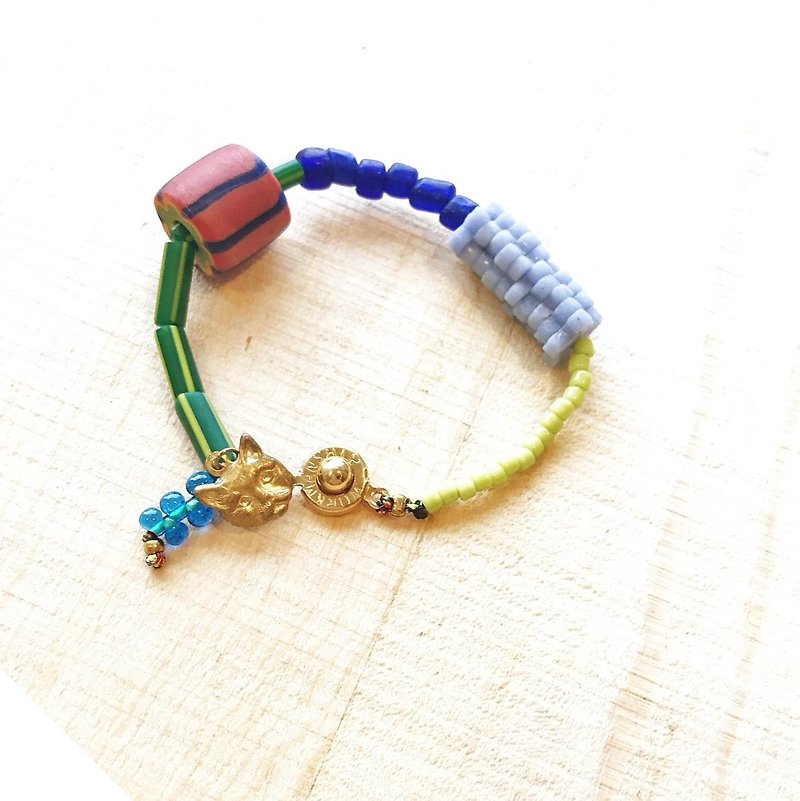 [Cat and Mice • Beads beat Beads] bracelet collection-001 watermelon. - สร้อยข้อมือ - อะคริลิค หลากหลายสี