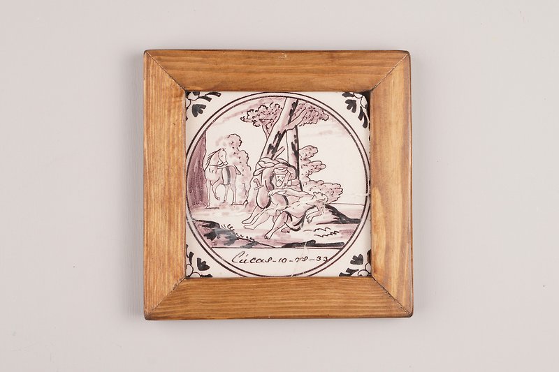 Manganese biblical theme in circle tile with wooden frame - Posters - Pottery Brown