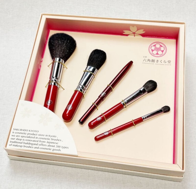 Usukuzakura makeup brush set (5 makeup brushes included) Made in Japan - Makeup Brushes - Other Materials 