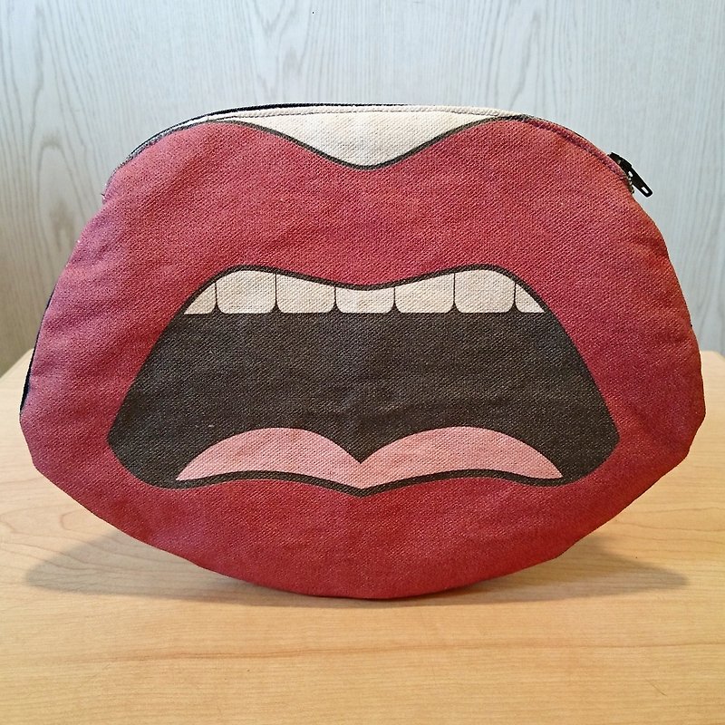 Clutch sexy lips shape - กระเป๋าคลัทช์ - ผ้าฝ้าย/ผ้าลินิน 