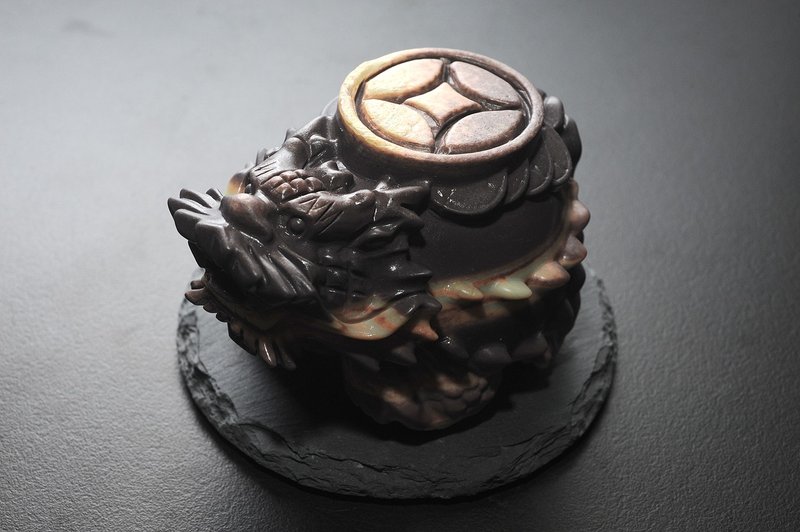 紫袍玉龍龜 開運/招財/防小人-(背刻開運招財五帝錢) - 擺飾/家飾品 - 寶石 