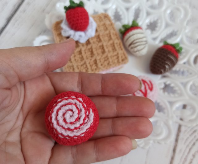 かぎ針編みのお菓子セット、いちごのかぎ針編み、食べ物ごっこ遊び