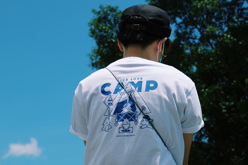 Camper Puu - LIVE. LOVE. CAMP 露營T恤 情侶服 親子 - T 恤 - 棉．麻 