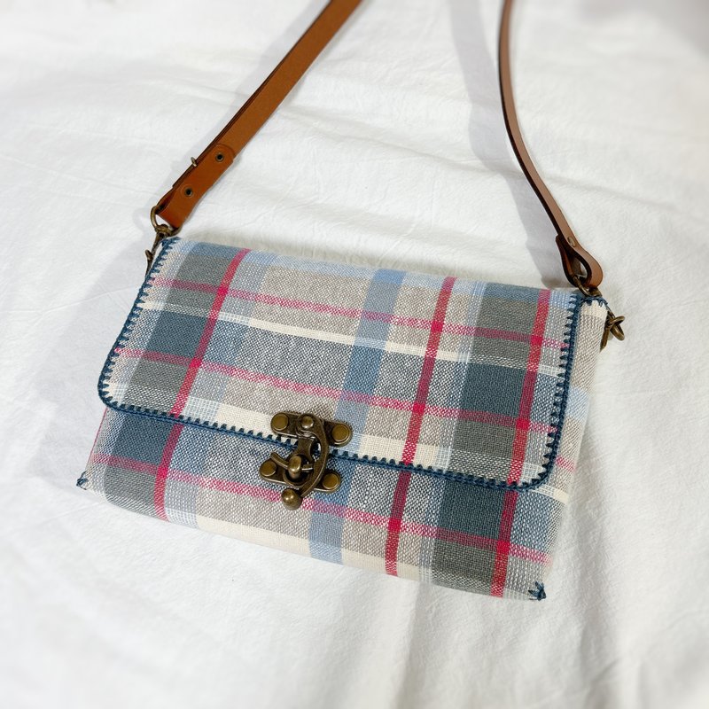 flat bag _  Linen Cloud Check - Handbags & Totes - Other Materials Multicolor