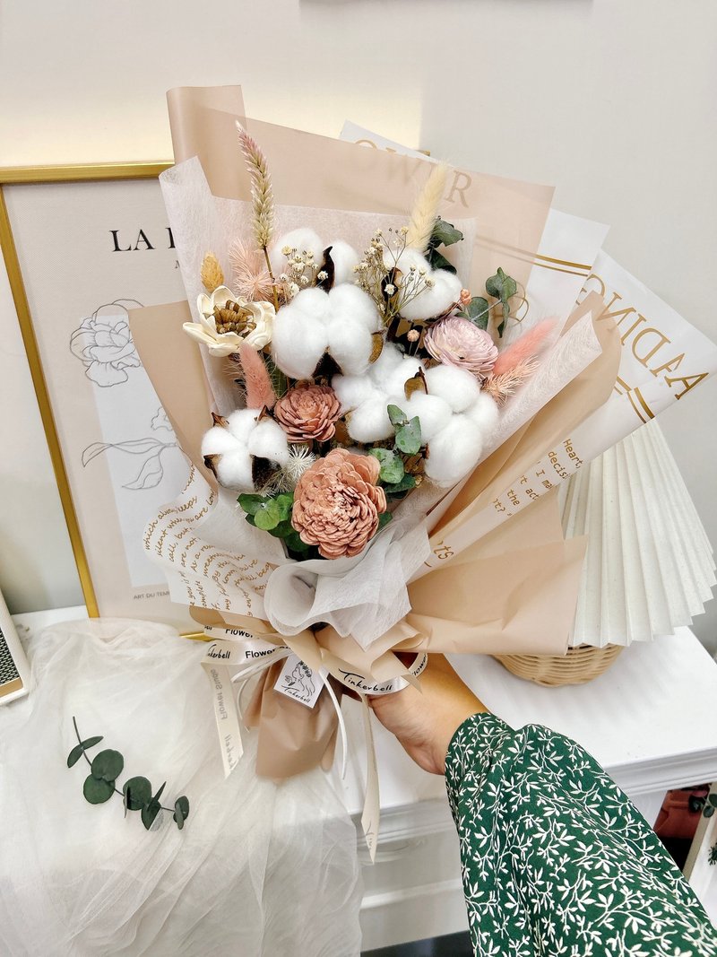 棉花糖奶茶花束 乾燥花 棉花 永生花 花束 告白 情人節 畢業 生日 - 乾燥花/永生花 - 植物．花 白色