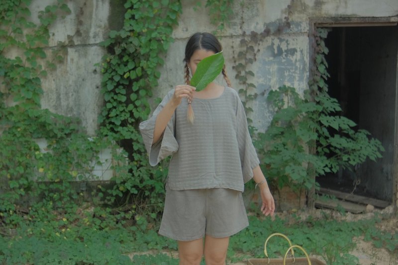 Lower waste Top | Chiang Mai Cotton | Ebony Fruit Dyed - 女上衣/長袖上衣 - 棉．麻 灰色
