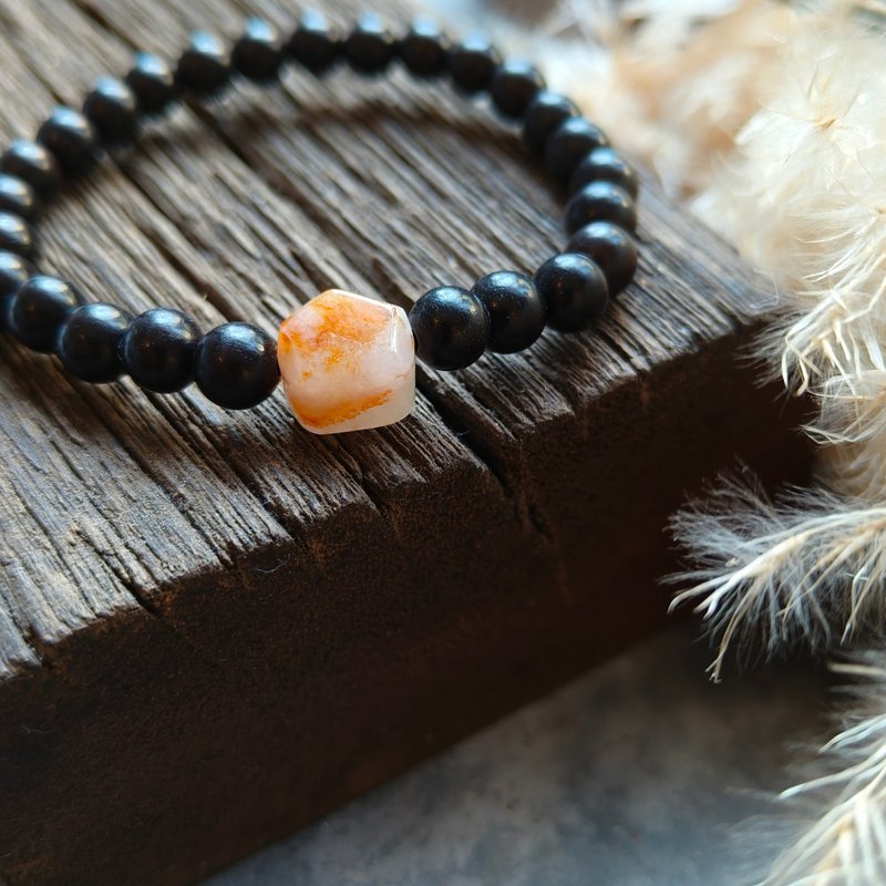 天然緬甸翡翠白底飄紅不規則珠 檀木串珠手鍊 072017 - 手鍊/手環 - 寶石 紅色