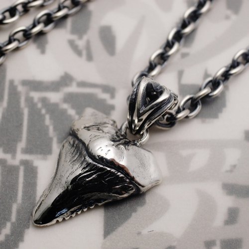 TANIWHA TOOTH PENDANT Shark tooth Silver pendant [BASARA]