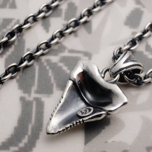 TANIWHA TOOTH PENDANT Shark tooth Silver pendant [BASARA]