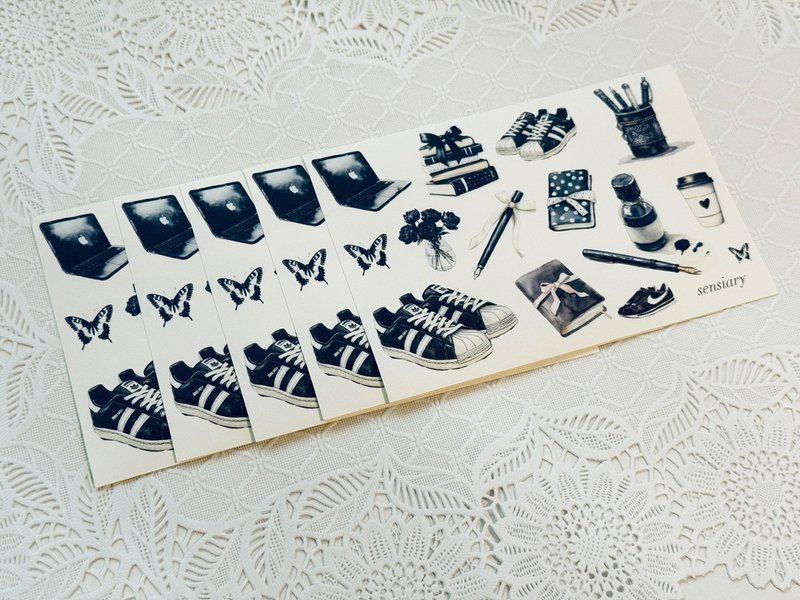 sensiary watercolor black object Sticker no.2 - 卡片/明信片 - 紙 