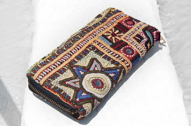 Hand-embroidered wallet ethnic style long clip embroidery wallet handmade ancient cloth long clip-palace embroidery flowers - Wallets - Genuine Leather Multicolor