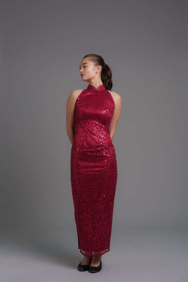 Cineraria All Over Sequins Halter Qipao (Deep Red) | Wedding Dress | Party Dress - Qipao - Polyester Red