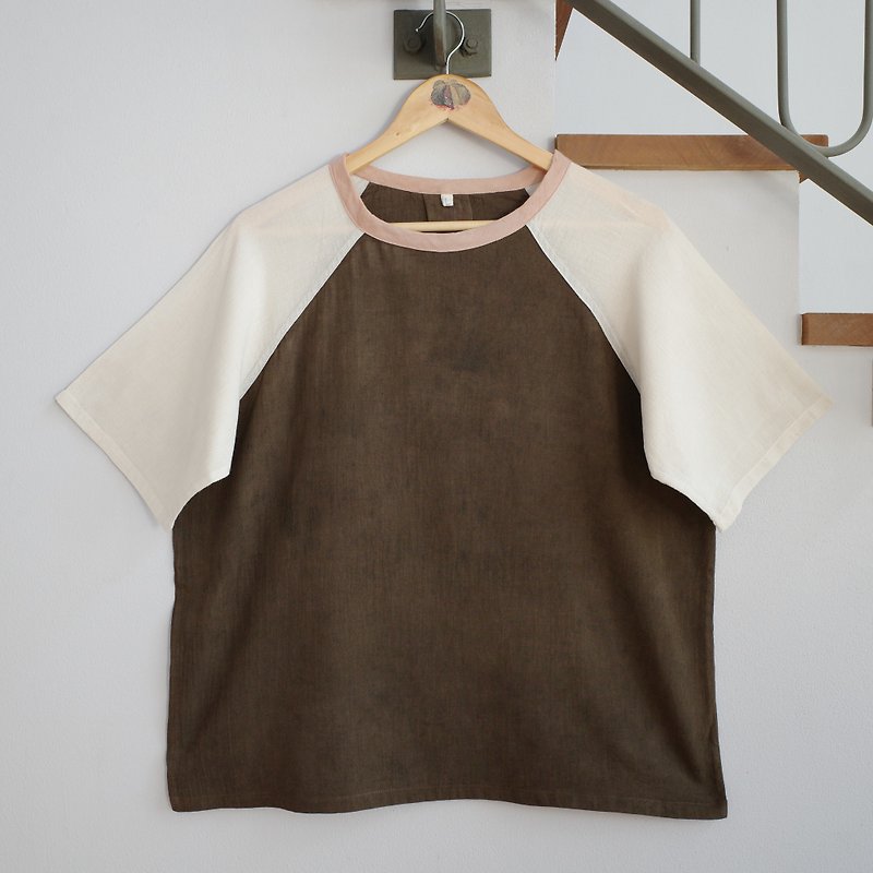 Baseball shirt L01 ebony brown / L size / natural dyed cotton - 女裝 上衣 - 棉．麻 咖啡色