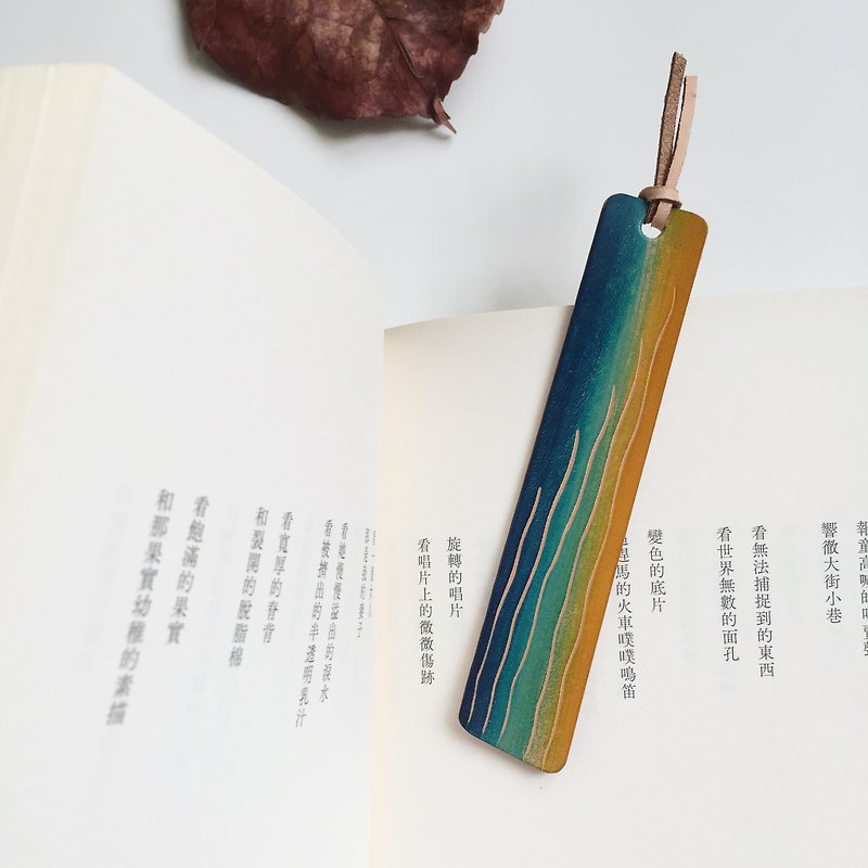 [Summer. Hand Dyed Leather Carved Bookmark] Meditation Landscape Customized Branding Gift - Bookmarks - Genuine Leather 