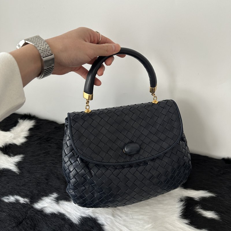 Bottega Veneta Kelly Top Handle - กระเป๋าถือ - หนังแท้ สีดำ