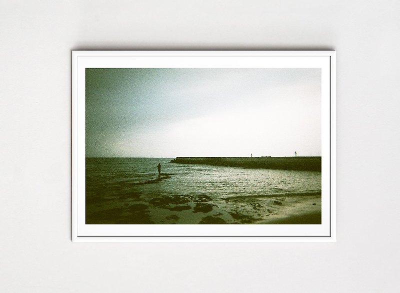 NO.01 [Facing the sea] Photography hanging painting / negative film poster / pictorial - Posters - Paper White