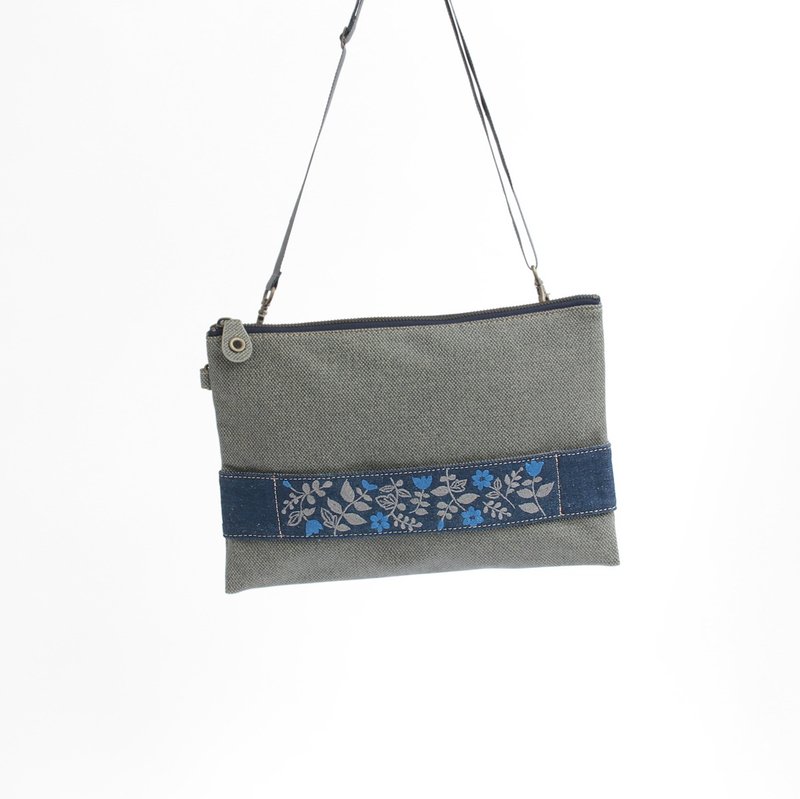 Floral Embroidery Clutch Bag - Clutch Bags - Faux Leather Silver