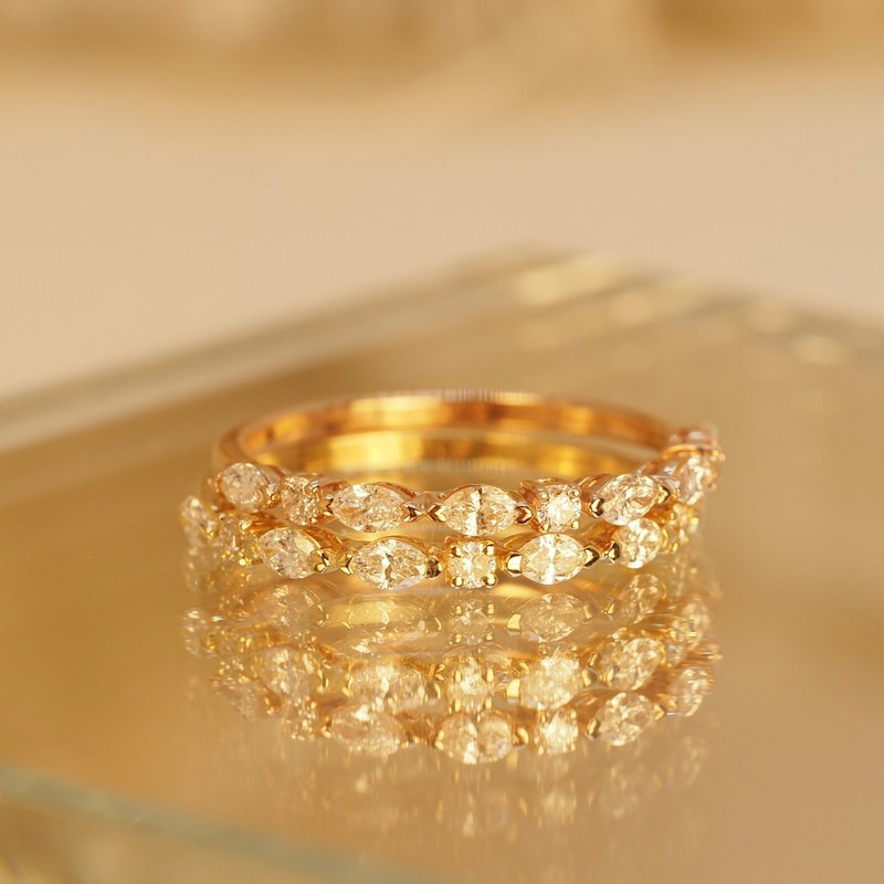 18K金鑽石圓形和馬眼形戒指18K Gold Diamond Round and Marquise - 戒指 - 貴金屬 