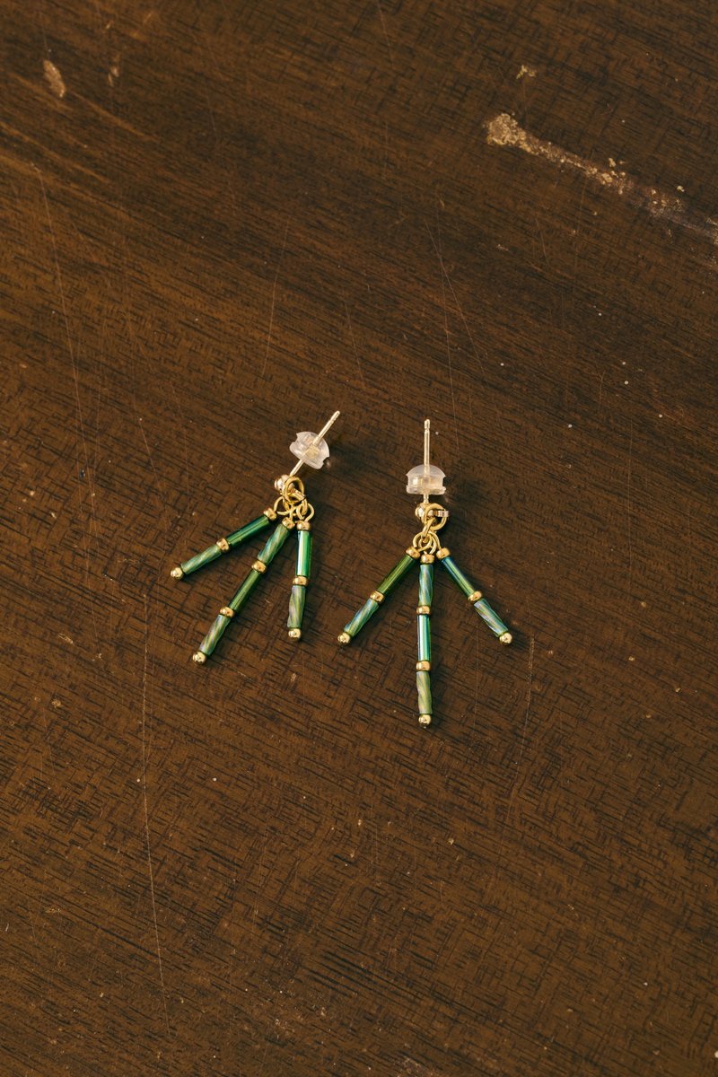 Pavo - Gold - Earrings & Clip-ons - Glass Green