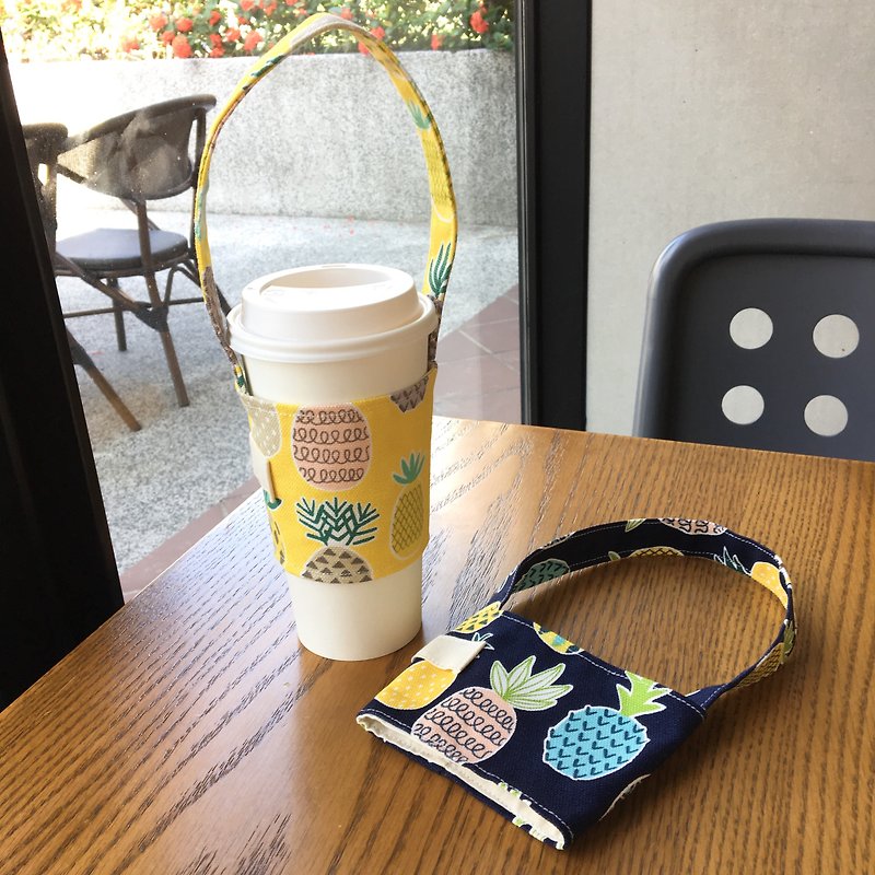 Hand-painted wind pineapple-environmentally friendly beverage bag-yellow blue | Haibai Handmade - Beverage Holders & Bags - Cotton & Hemp Yellow
