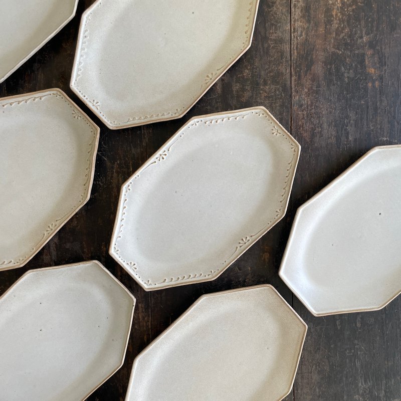 Zero series—octagonal plate_mud squeezing plate - Plates & Trays - Pottery White