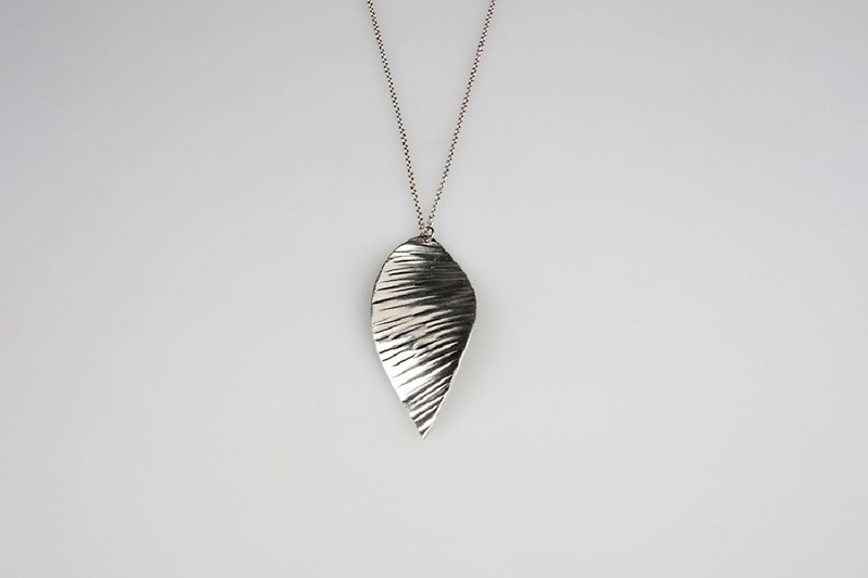 Leaf Necklace-Ripples - Necklaces - Other Metals Silver