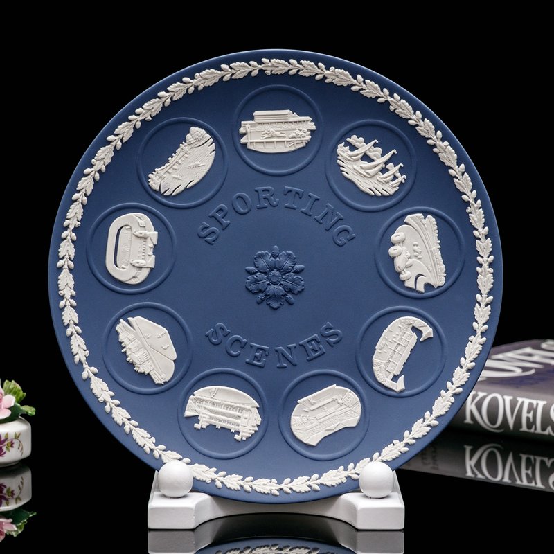 英國製Wedgwood 波特蘭碧玉浮雕 英倫力與美 九大競技陶瓷盤 - 擺飾/家飾品 - 瓷 