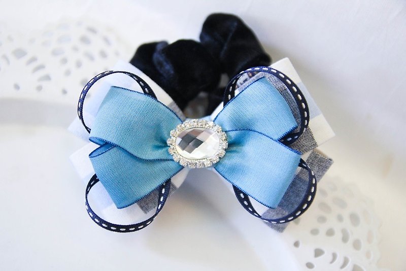 Plaid handsome and generous bow ring colon - Hair Accessories - Cotton & Hemp Blue