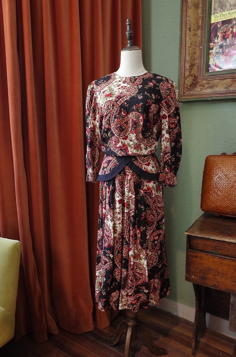 Vintage dress American-made printed dress vintage dress - ชุดเดรส - ผ้าฝ้าย/ผ้าลินิน 