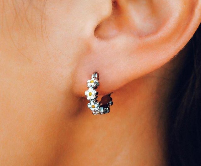 スターリングシルバーフープイヤリングPaintedで色の組み合わせブルー&パープル、1インチ直径 Sterling Silver 並行輸入品 イヤリング レディース シルバー925製 両耳用 フープ リング