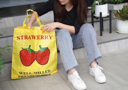リーメークのエコバッグ、イチゴ柄 - ショップ emma-emma-th1981