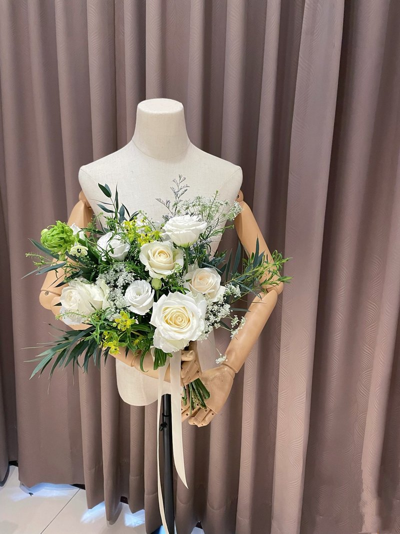 鮮花捧花訂製 鮮花手綁花 新娘捧花 結婚捧花 - 擺飾/家飾品 - 植物．花 多色